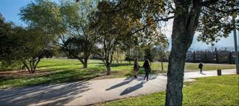 Foto cf3b9e20-75b0-4bcc-8cbb-c6aca3a2383e. Casa amb calefacció aparcament piscina a Turó de Can Mates Sant Cugat del Vallès