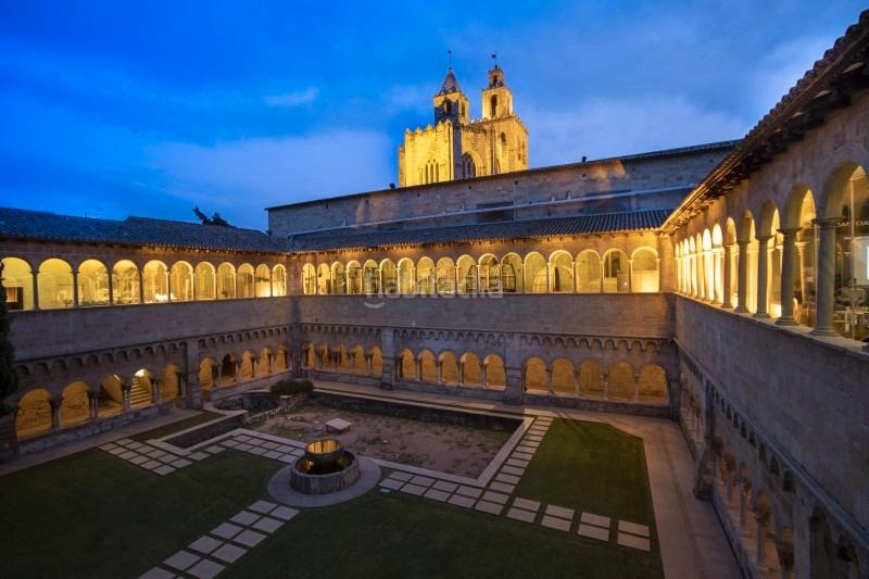 Foto d107ae5e-ba5a-4e12-a155-1c0fb357764a. Casa amb calefacció aparcament piscina a Turó de Can Mates Sant Cugat del Vallès