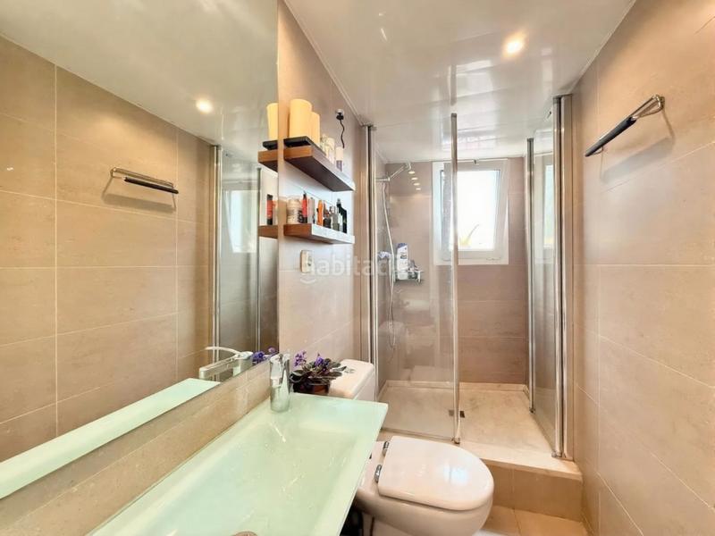 Foto 254c7e7e-2f7e-4f6e-8a3a-fe6162eead81. Àtic a carrer d'homer 39 a Putget - Farró Barcelona