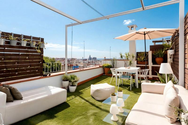 Foto 39c43ccd-fabf-4f86-9457-1ce9e89e2b79. Àtic a carrer d'homer 39 a Putget - Farró Barcelona