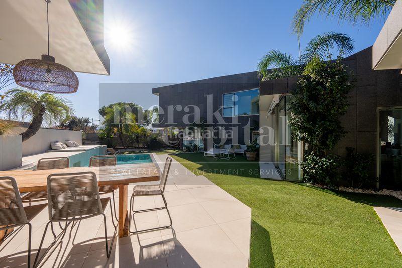 Foto 0db17b3c-00fa-44f9-b2eb-633d653d97b2. Casa amb xemeneia calefacció aparcament piscina a Sant Cugat del Vallès