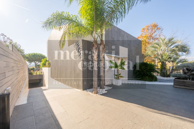 Foto c39a8e41-258a-4805-820c-639be20e0a19. Casa amb xemeneia calefacció aparcament piscina a Sant Cugat del Vallès