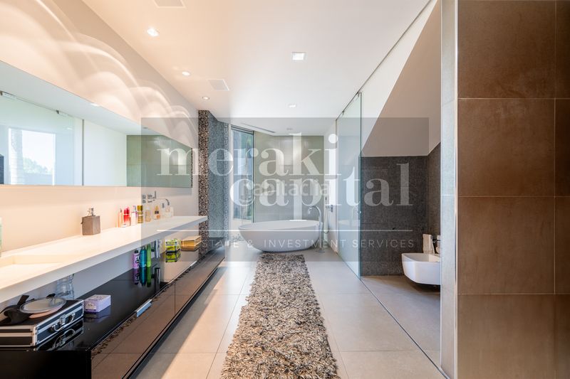 Foto d189ae27-61f7-4ed2-a77a-44602b245fa4. Casa amb xemeneia calefacció aparcament piscina a Sant Cugat del Vallès