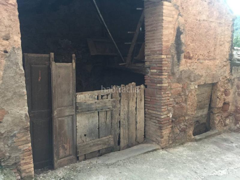 Foto 2e23f6f6-14e0-412d-9ed5-74c8a17adb04. Casa  en venda en Mura