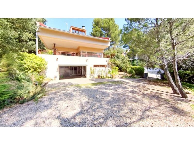 Foto b7548273-fe68-4580-a4c9-13e8715a2d04. Chalet venta de torre en Matadepera
