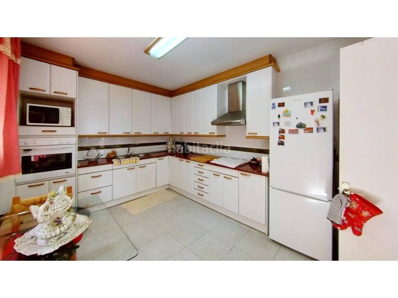 Foto b8a9dc64-7d4b-4d04-af41-3401f3e03ace. Chalet venta de torre en Matadepera