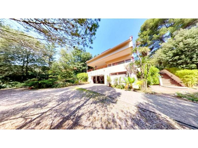 Foto e7f97c67-a737-488e-8608-9aa312ee7fa2. Chalet venta de torre en Matadepera