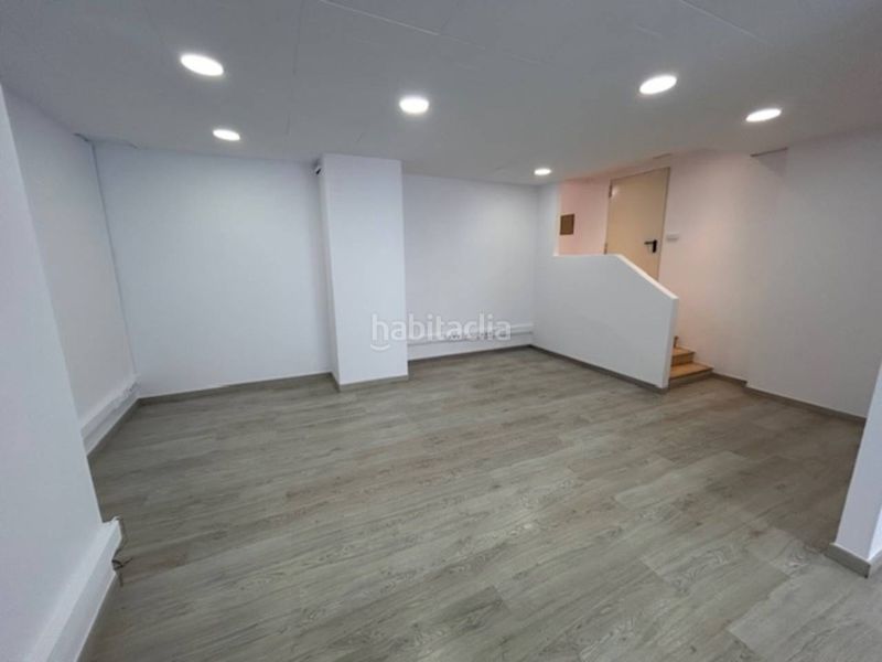 Foto ca69feea-c778-4042-86f3-416b2204b49e. Local comercial a Ca n'Aurell Terrassa