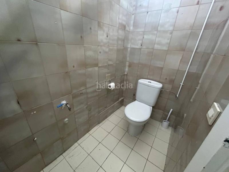 Foto e0b3c02d-2a0a-4581-84bd-822784eb886f. Alquiler local comercial local de lloguer en Zona Esportiva Terrassa