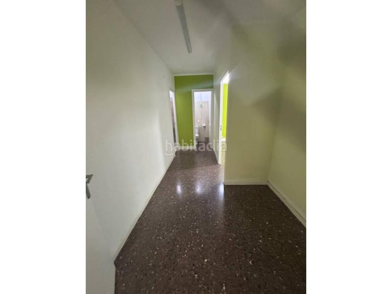 Foto 64bd4664-3918-4bed-b722-39425823e302. Location local commercial dans Zona Esportiva Terrassa