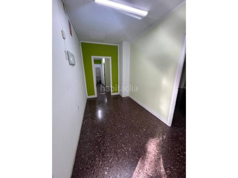 Foto bedf7bfe-f212-4998-bcf0-9bfd672baff5. Location local commercial dans Zona Esportiva Terrassa