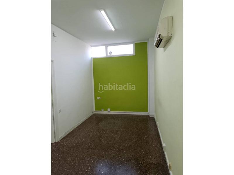 Foto 1a584f2b-5759-4a4c-ba3f-904a41a5456d. Rent business premise in Zona Esportiva Terrassa