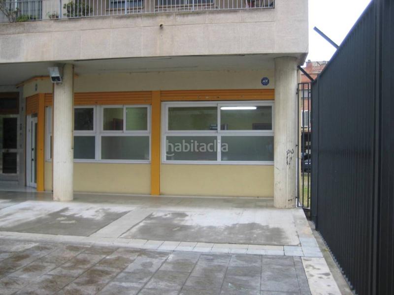 Foto 6657a725-d5db-4ff1-82d4-d9480e0c5501. Rent business premise in Zona Esportiva Terrassa