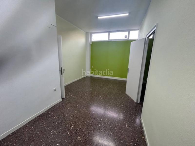 Foto 7a5cb2af-2fa4-43b1-a222-59a39956f1c3. Rent business premise in Zona Esportiva Terrassa
