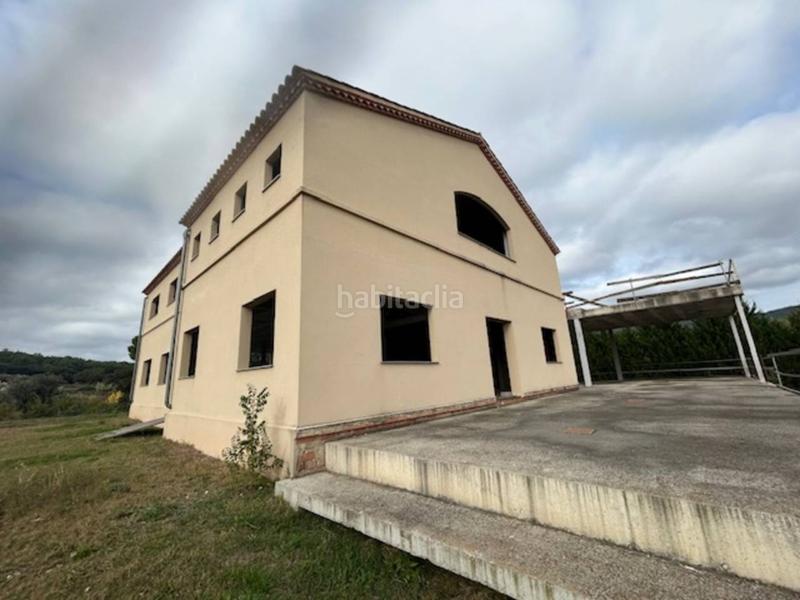 Foto ed21f6ce-34aa-433a-bfdd-c8d2f1f50ca3. Masía finca en venta en Poble Nou Terrassa