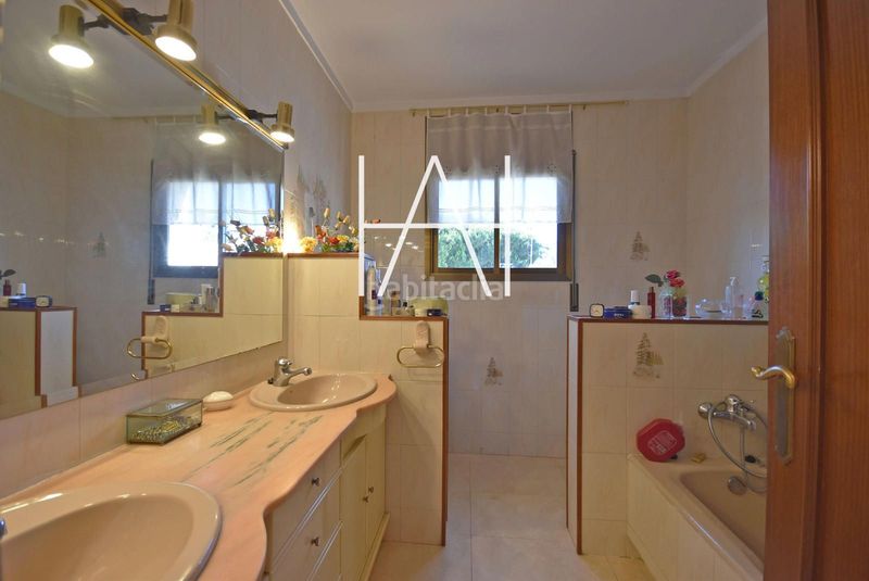 Foto 4894ce50-59de-45b3-8538-f8df3f9dede2. Casa amb calefacció aparcament piscina a Teià