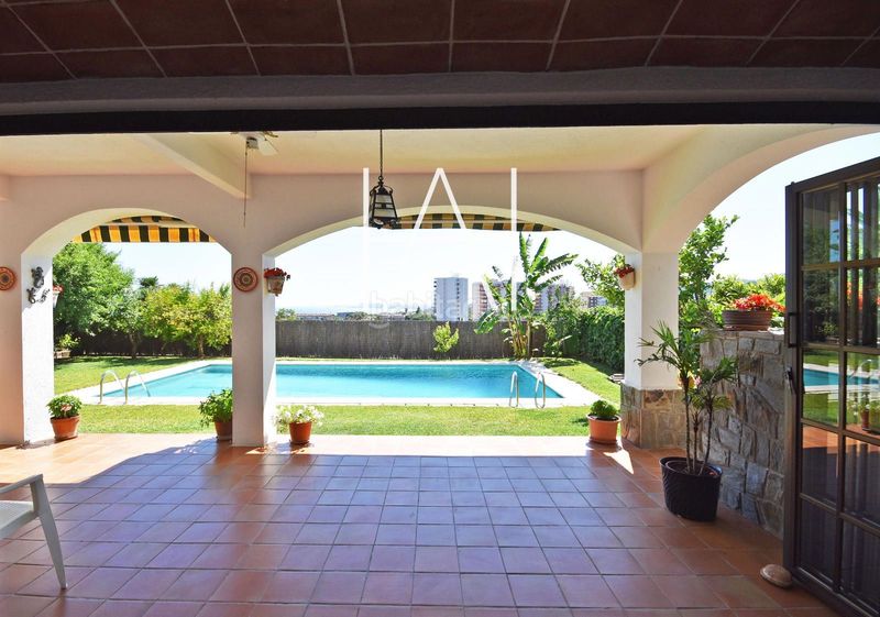Foto 7d72a836-8480-4476-9d8f-671ff81e1f68. Casa amb calefacció aparcament piscina a Teià