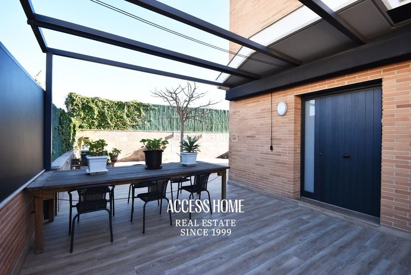 Foto e0159bf8-f403-45fa-baa1-cf9dfc444f05. Chalet con riscaldamento parcheggio piscina in Centre Vilassar de Mar