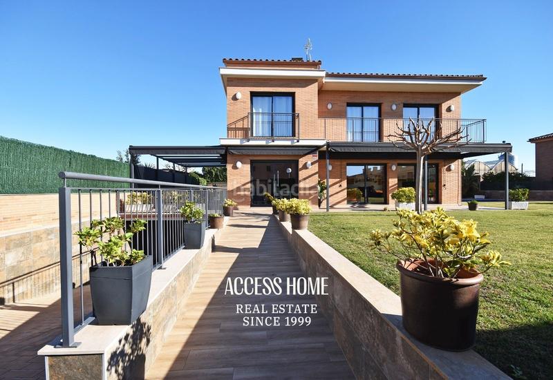 Foto f9333012-038f-43d0-836c-5b9fcbb79f15. Chalet con riscaldamento parcheggio piscina in Centre Vilassar de Mar