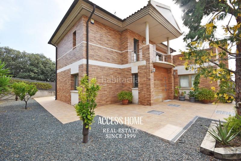 Foto 0cec327e-3a0b-439f-99a0-12e4aeb3c4cc. Chalet avec chauffage parking piscine dans Sant Vicenç Centre Sant Vicenç de Montalt