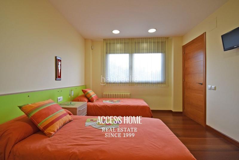 Foto 60475692-306e-4f05-93f3-cf85e360e3bf. Chalet avec chauffage parking piscine dans Sant Vicenç Centre Sant Vicenç de Montalt