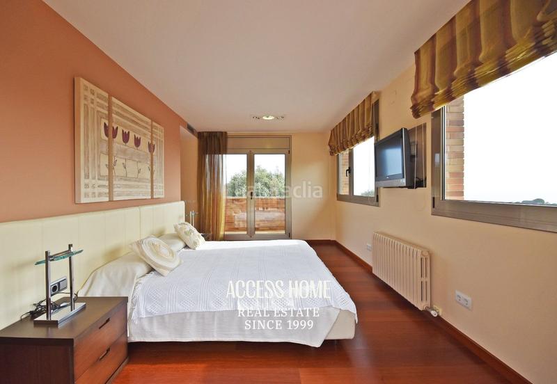 Foto 8db3acb3-d9ec-4416-9cc5-b8ff073700ba. Chalet avec chauffage parking piscine dans Sant Vicenç Centre Sant Vicenç de Montalt