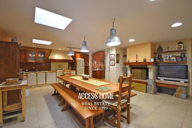 Foto 942f7ee3-681a-467b-9ff8-950b94d406af. Chalet avec chauffage parking piscine dans Sant Vicenç Centre Sant Vicenç de Montalt