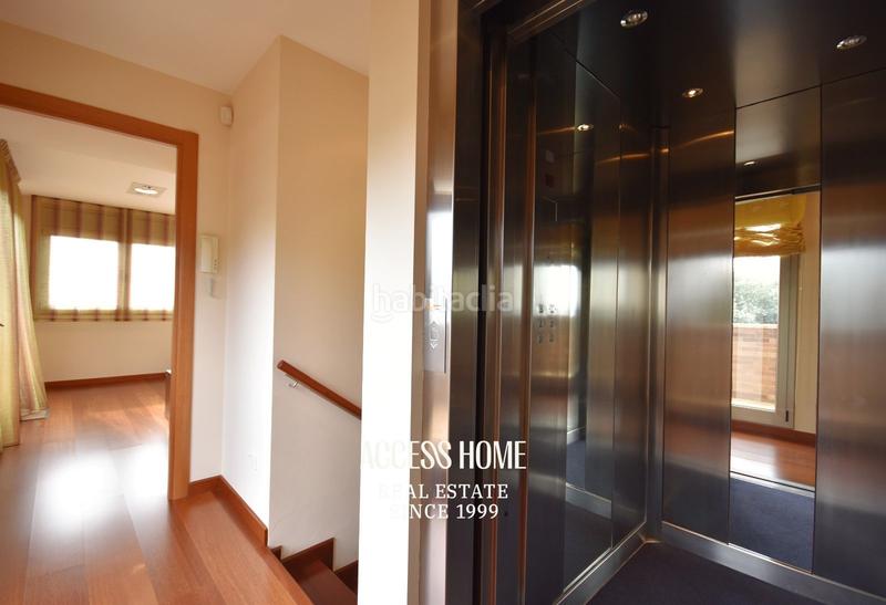 Foto bc265f0e-f0b0-41b8-8429-4dbc7a4a8089. Chalet avec chauffage parking piscine dans Sant Vicenç Centre Sant Vicenç de Montalt