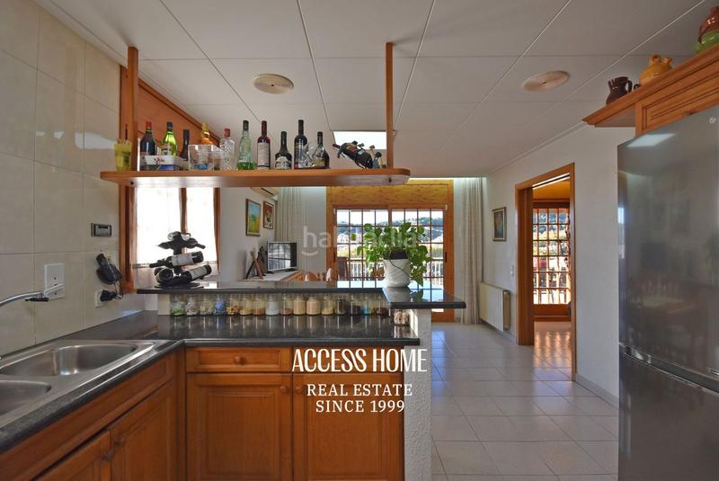 Foto 466c49f8-60d4-4b93-a8e9-e150830045c8. Chalet mit heizung parking pool in Canet de Mar