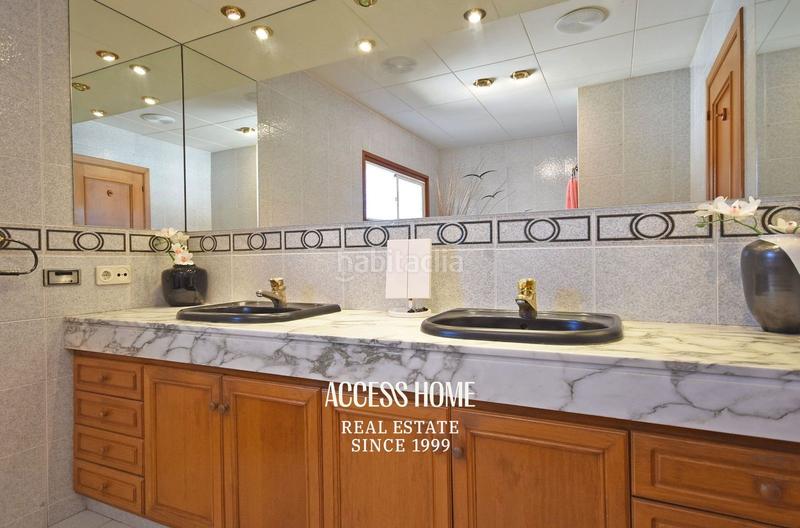 Foto ec6817f1-934a-4b12-8133-87d0b2eb7661. Chalet mit heizung parking pool in Canet de Mar