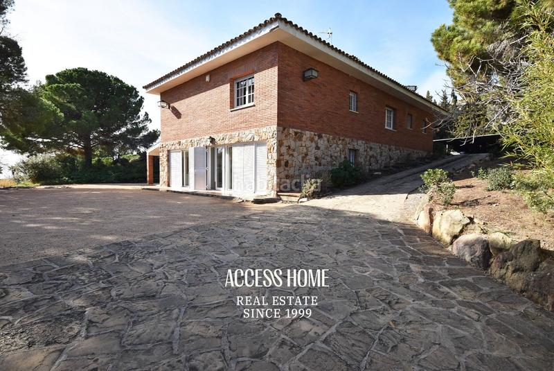 Foto e61c812e-7e91-4f13-8b10-49bcd3bf49fa. Chalet avec chauffage parking piscine dans Montalnou - Milans del Bosc Sant Vicenç de Montalt