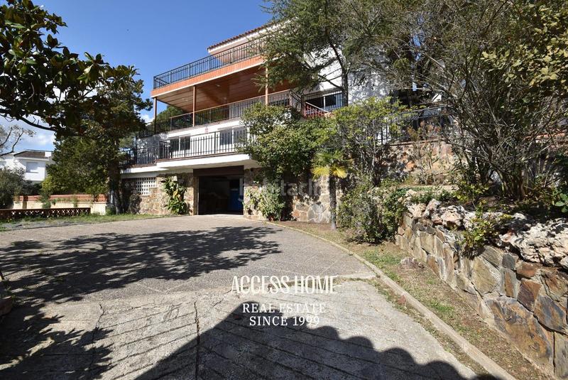 Foto 61d9e8ec-36e2-4fd0-a4f4-31a8fcf9a853. Chalet avec chauffage parking piscine dans Argentona est Argentona