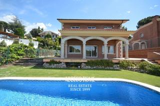 Chalet à Supermaresme. Casa en tranquila zona residencial sant vicenç de montalt