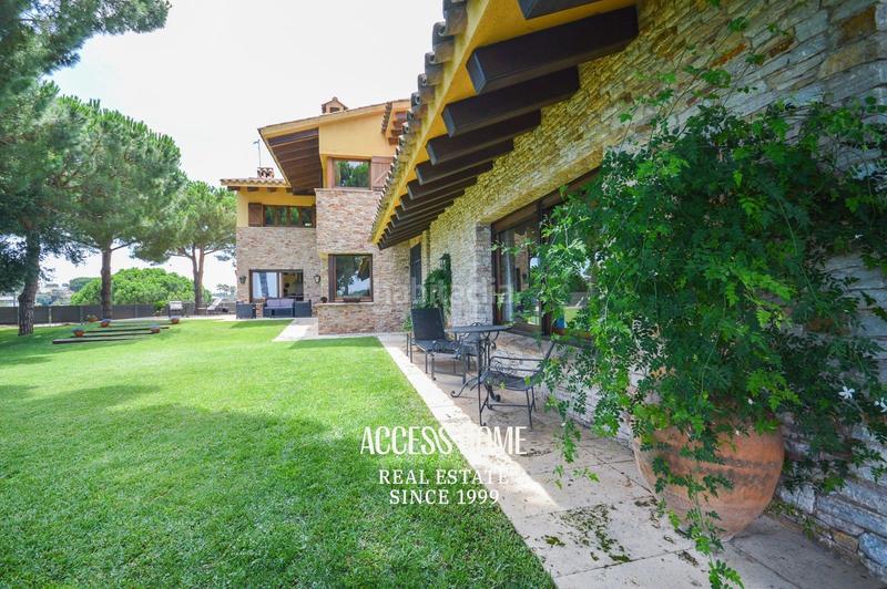 Foto 63ed84e8-7683-4f52-b69b-69dce26bb3cf. Xalet amb calefacció aparcament piscina a Canafort-El Puntó Sant Andreu de Llavaneres