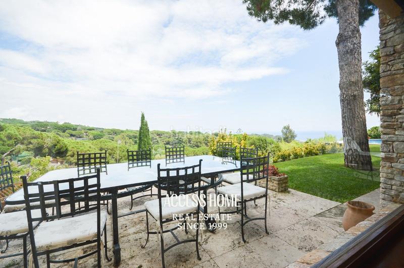 Foto d11235a7-277c-483e-9865-a3ec42676a8e. Xalet amb calefacció aparcament piscina a Canafort-El Puntó Sant Andreu de Llavaneres