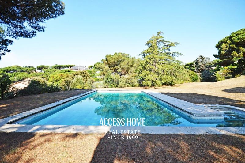 Foto 0e4c1bd6-b370-4507-968e-257157775bba. Chalet propiedad en dos parcelas con un total de 5.981 m en la urbanización Rocaferrera en Sant Andreu de Llavaneres