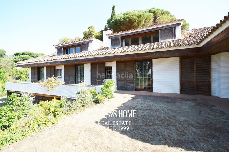 Foto 2e62500f-2b21-4e44-a645-b337f719a23d. Chalet propiedad en dos parcelas con un total de 5.981 m en la urbanización Rocaferrera en Sant Andreu de Llavaneres