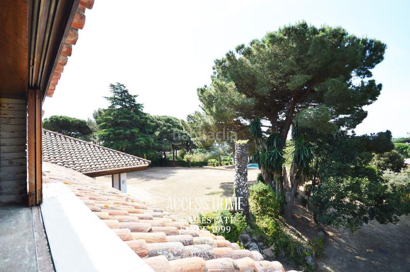 Foto c7562542-b798-4556-b05f-9d822cf53d26. Chalet propiedad en dos parcelas con un total de 5.981 m en la urbanización Rocaferrera en Sant Andreu de Llavaneres