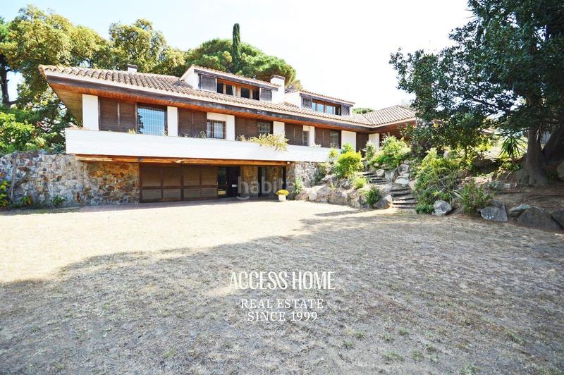Foto e59b0a33-674f-47a9-887c-d703d576c1ce. Chalet propiedad en dos parcelas con un total de 5.981 m en la urbanización Rocaferrera en Sant Andreu de Llavaneres