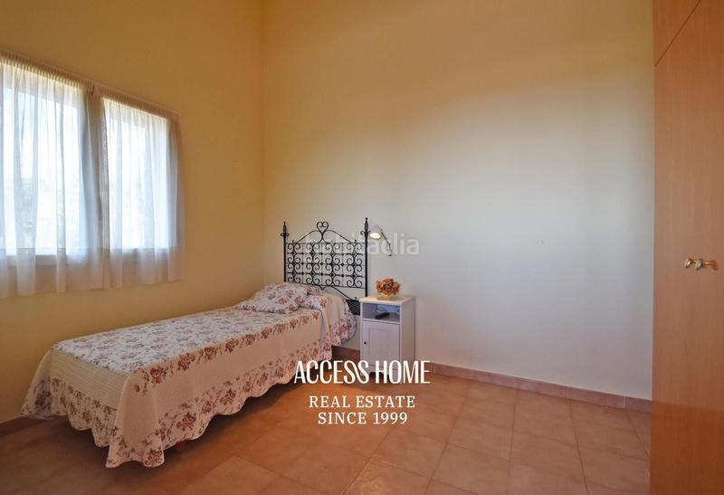 Foto 4d11bf5e-b212-43a1-90e6-98ca6c793623. Chalet avec chauffage parking piscine dans Sant Vicenç Centre Sant Vicenç de Montalt