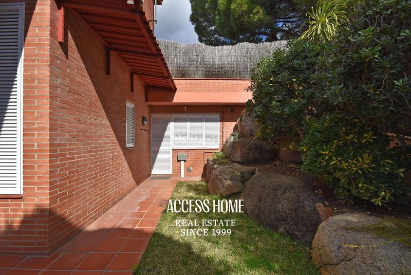 Foto 5b0b2ef8-0636-43ed-a732-0bac7dcbbf0c. Chalet avec chauffage parking piscine dans Sant Vicenç Centre Sant Vicenç de Montalt