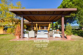 Lloguer Xalet a Montalnou - Milans del Bosc. Casa de estilo mediterráneo en alquiler