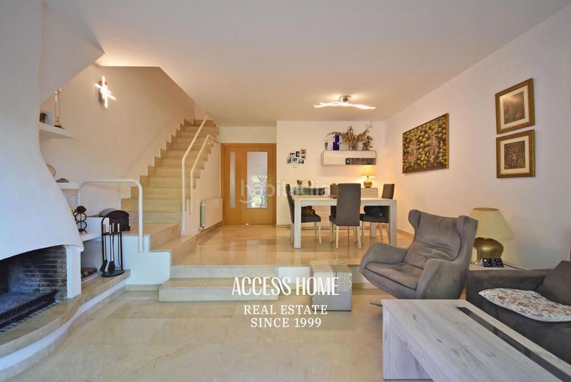 Foto 707e7577-5ace-4250-812b-ea6c36791006. Casa adosada  en tranquila zona en Tiana