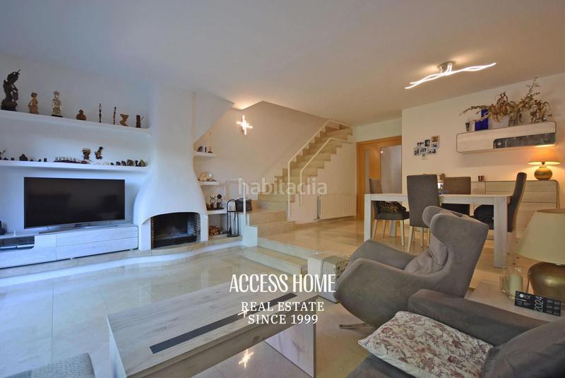 Foto 92ea90d9-12fe-403c-b25f-6b65448fdfa6. Casa adosada  en tranquila zona en Tiana