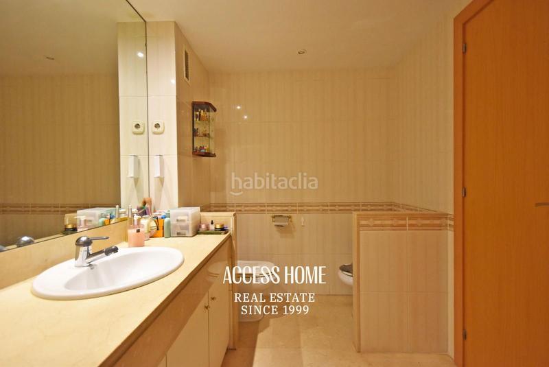 Foto b4429088-059b-45b8-8b71-fd02d3f5b6a2. Casa adosada  en tranquila zona en Tiana