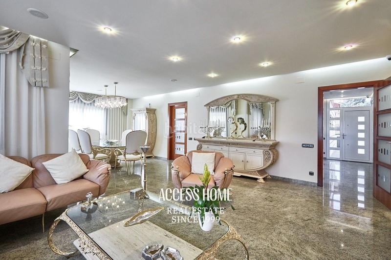 Foto 57d95393-0d9a-4472-afed-03fc85eaead6. Chalet magnifica casa en Mas Ram, en Mas Ram Badalona