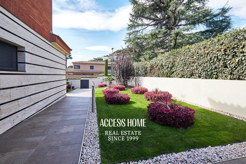 Foto 7fe421c1-f496-47e9-88f3-e9a8d3e07ebf. Chalet magnifica casa en Mas Ram, en Mas Ram Badalona