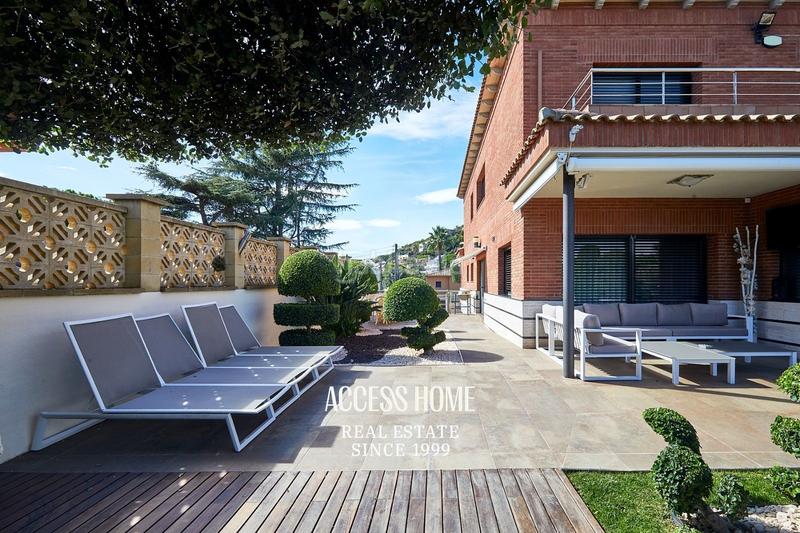 Foto 9cf1455c-ab7b-483c-bc79-b18954ef0495. Chalet magnifica casa en Mas Ram, en Mas Ram Badalona