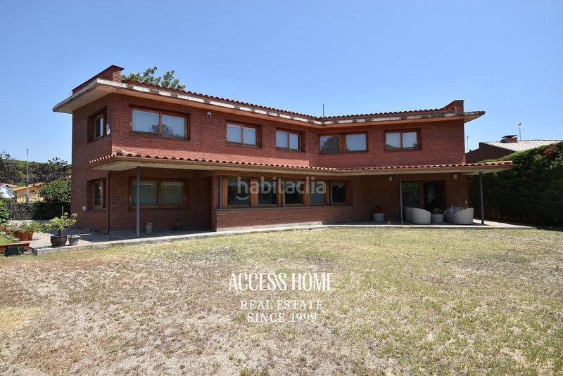 Foto 10cf6138-e04e-4eec-b8b0-f632706fab9d. Chalet excelente casa unifamiliar en el centro en Cabrera de Mar