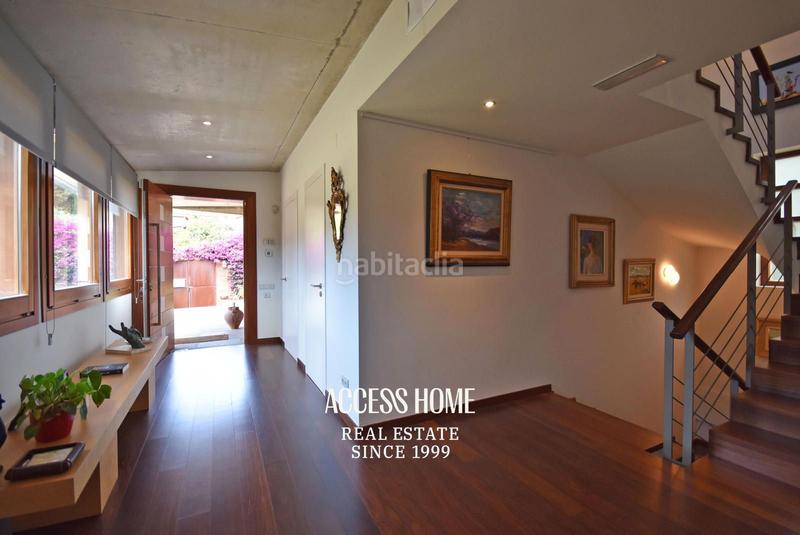 Foto 1d24ac3a-bc05-4197-aaf4-12fdefbcc3c1. Chalet excelente casa unifamiliar en el centro en Cabrera de Mar